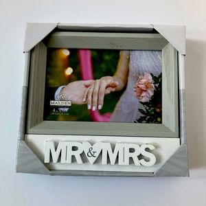 Malden Mr & Mrs 4x6 Picture Frame